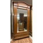 1-trg. Spiegelschrank