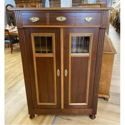 Vertiko Antik Eck Möbel An und