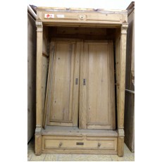 Schrank mit Schublade